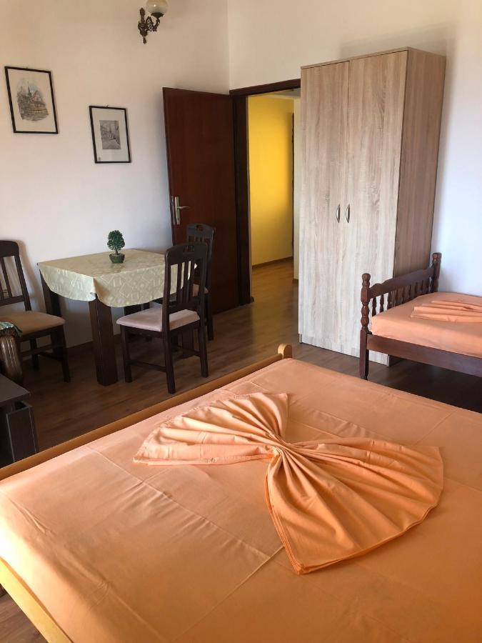 Apartments Onyx 乌尔齐尼 外观 照片